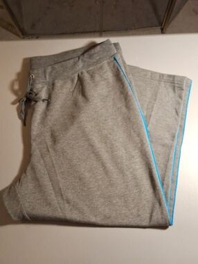 Women’s Gray Capris with Blue Trim